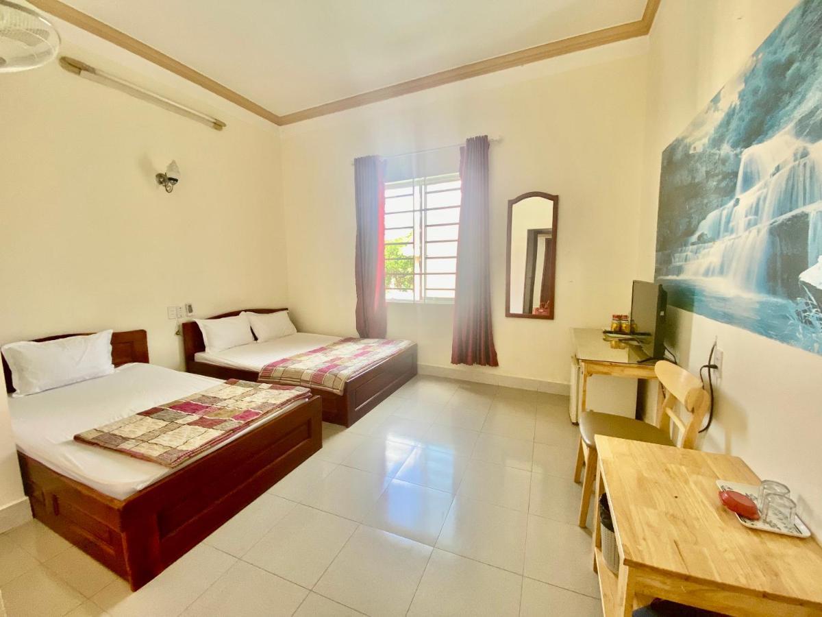 Khach San Ban Me Xanh Buon Ma Thuot Exterior foto