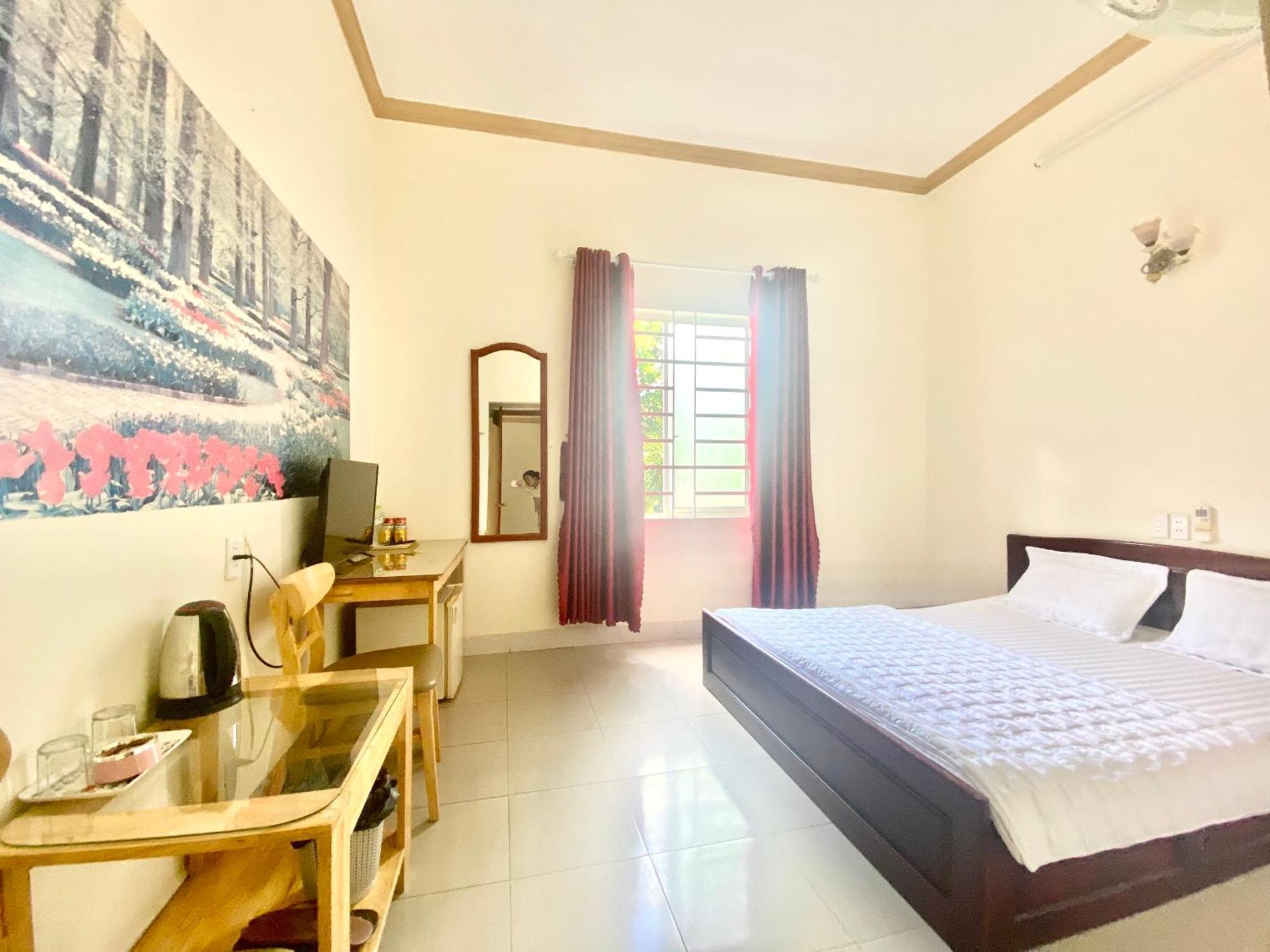 Khach San Ban Me Xanh Buon Ma Thuot Exterior foto